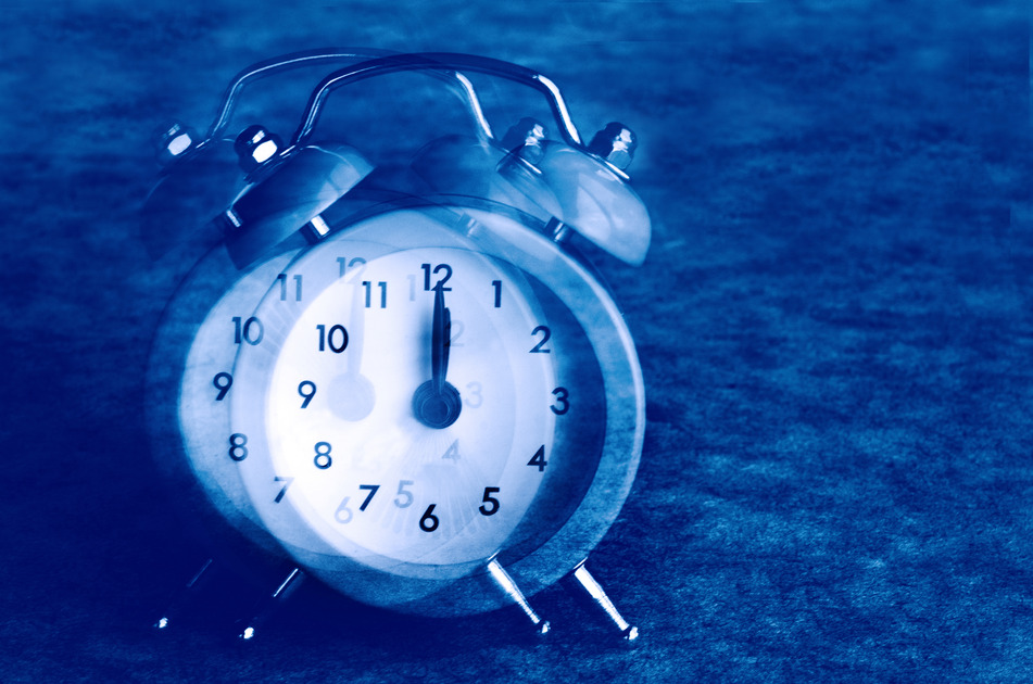 Alarm clock point at 00:00 take off.